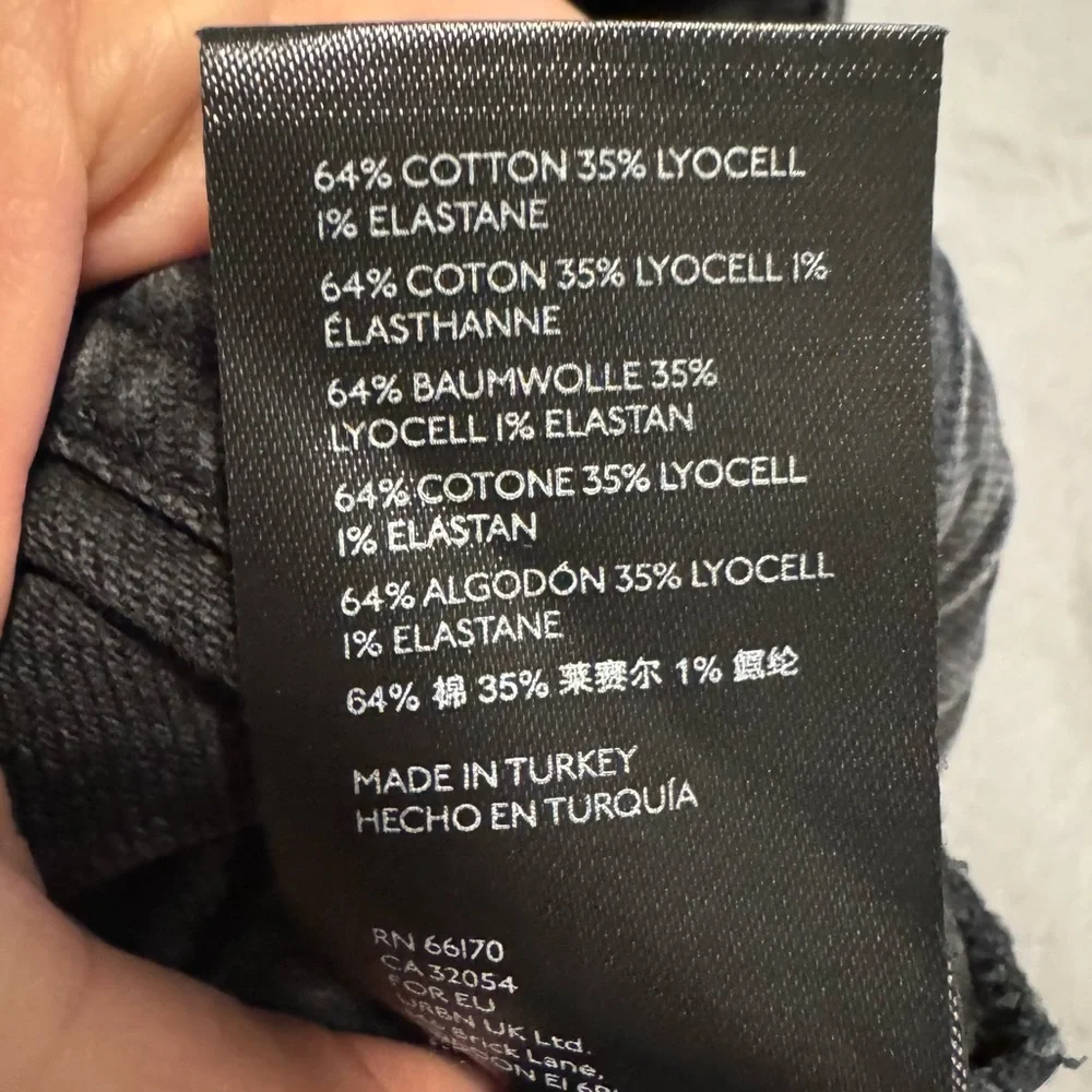 FREE PEOPLE “We The Free” Frayed Raw Hem Washed Black Denim Jeans Size 30